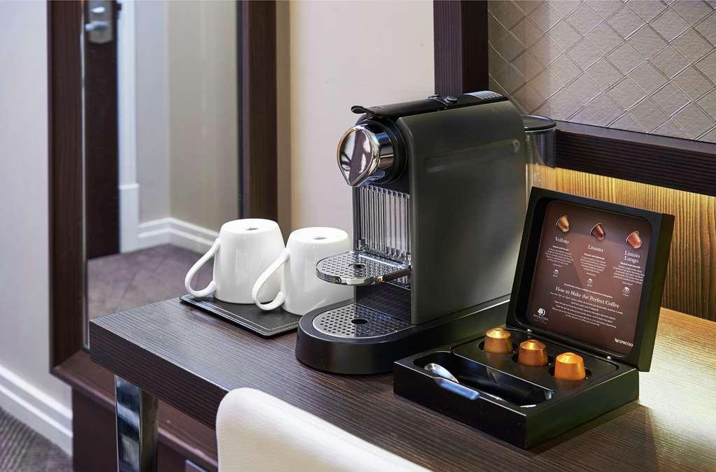 Doubletree By Hilton London - Hyde Park Hotel Екстериор снимка