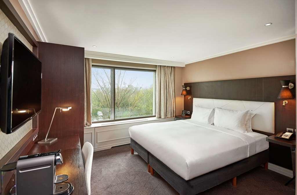 Doubletree By Hilton London - Hyde Park Hotel Екстериор снимка