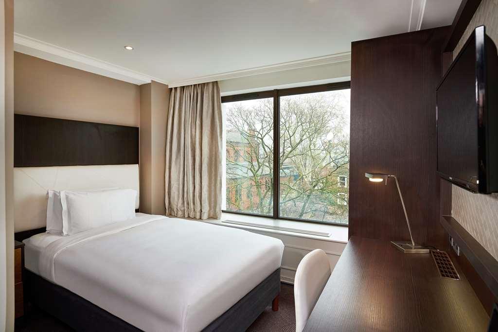 Doubletree By Hilton London - Hyde Park Hotel Екстериор снимка