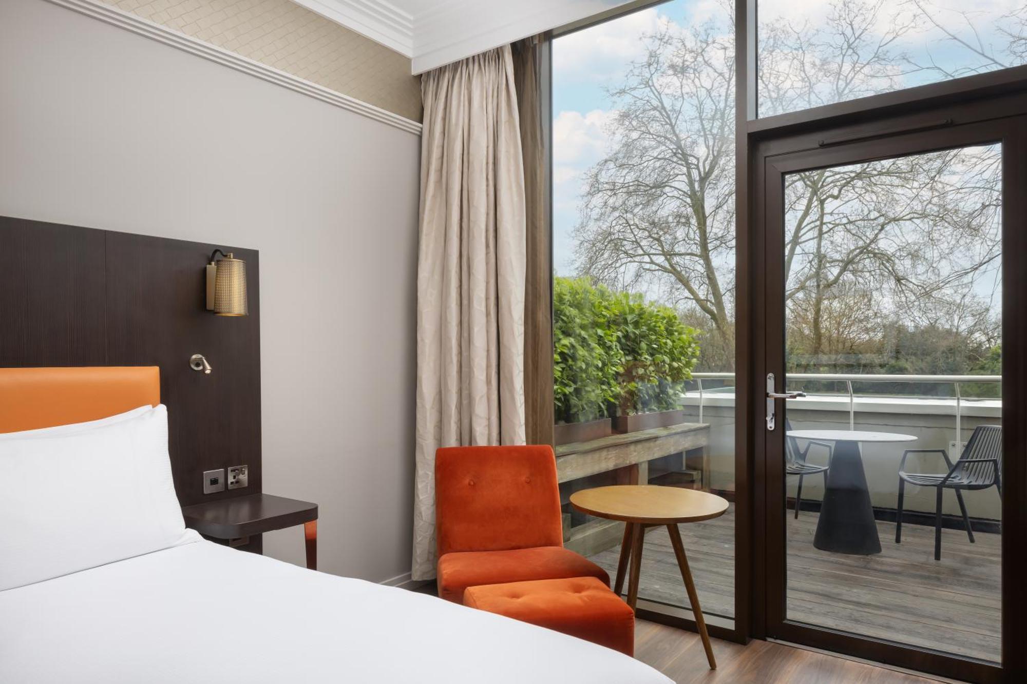 Doubletree By Hilton London - Hyde Park Hotel Екстериор снимка
